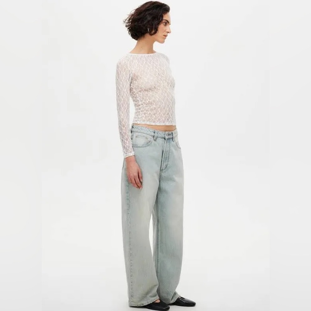 NWT 

SIZE 29
Neuw Blue Flare Wide Leg Jeans